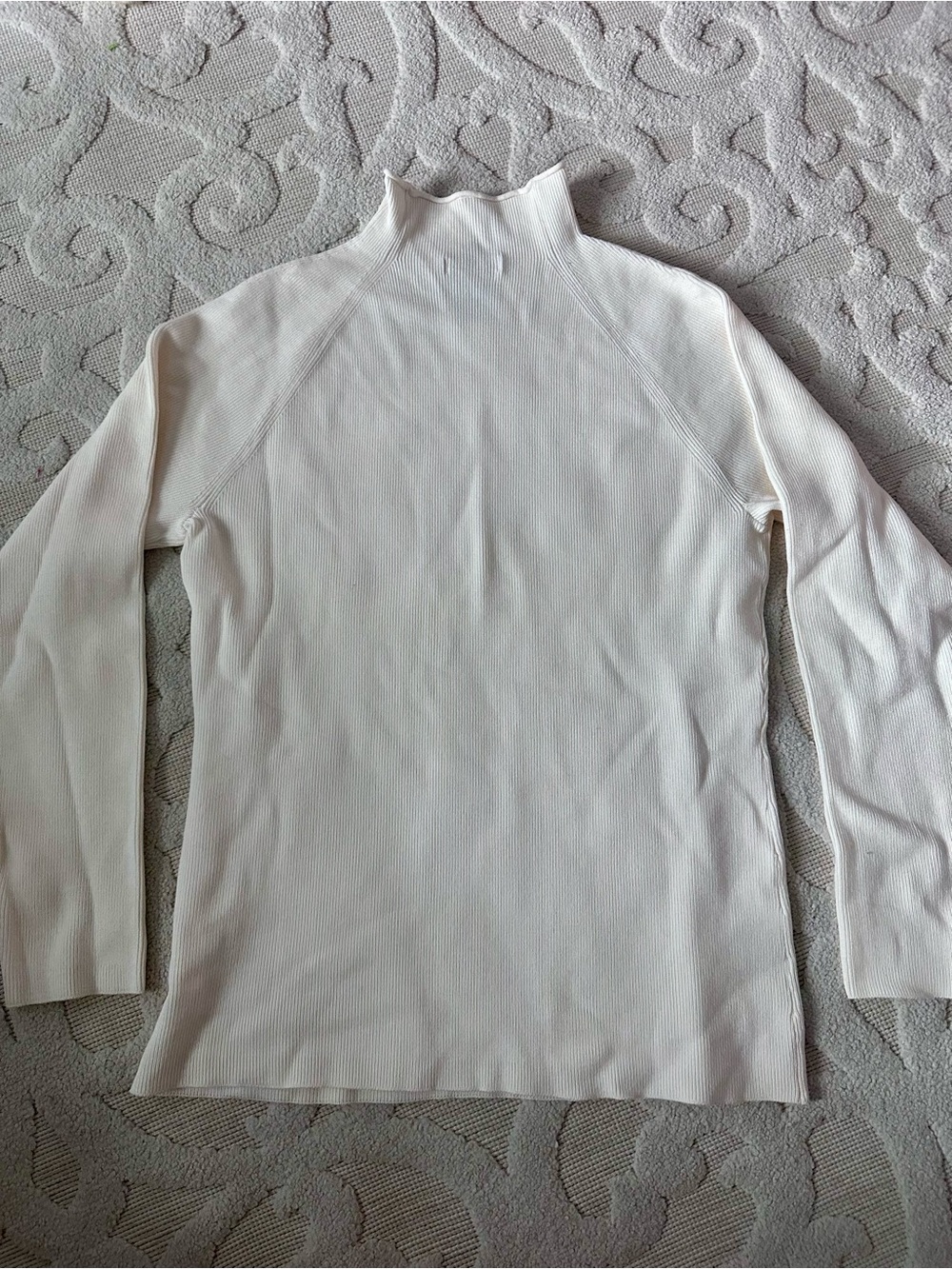 Gorgeous New Orvis XL Cream Mock Neck Long Sleeve Top - Picture 2 of 8
